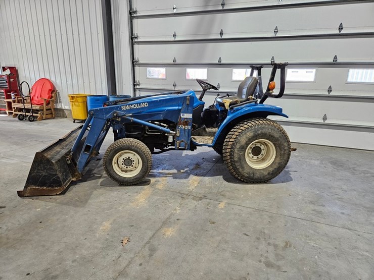 new-holland-1530-image-2