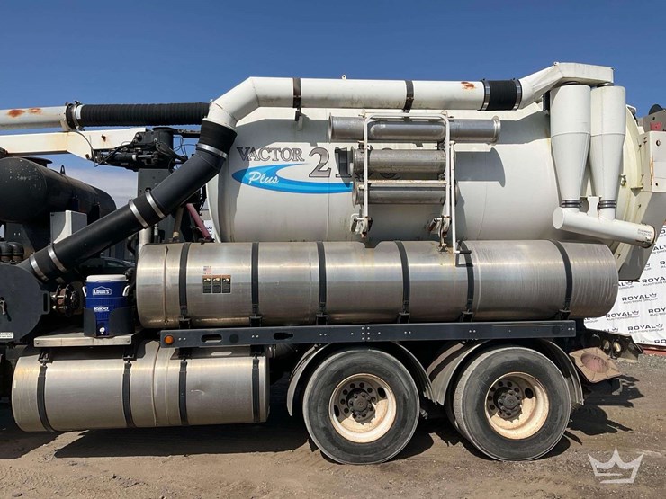 2013-international-workstar-7500-image-49