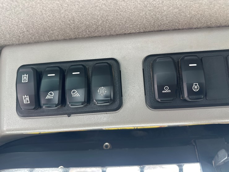 caterpillar-299d3-image-38