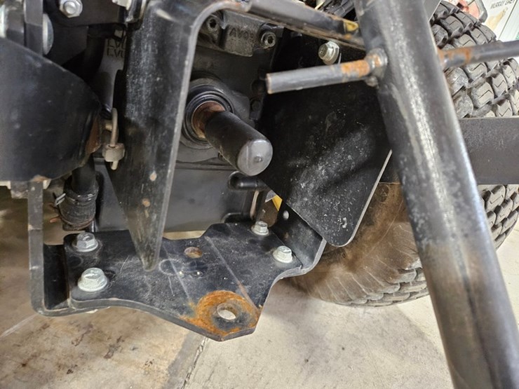 john-deere-1025r-image-14