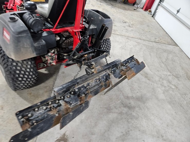 #173-•-2012-toro-5040-sand-pro-bunker-rake-image-13
