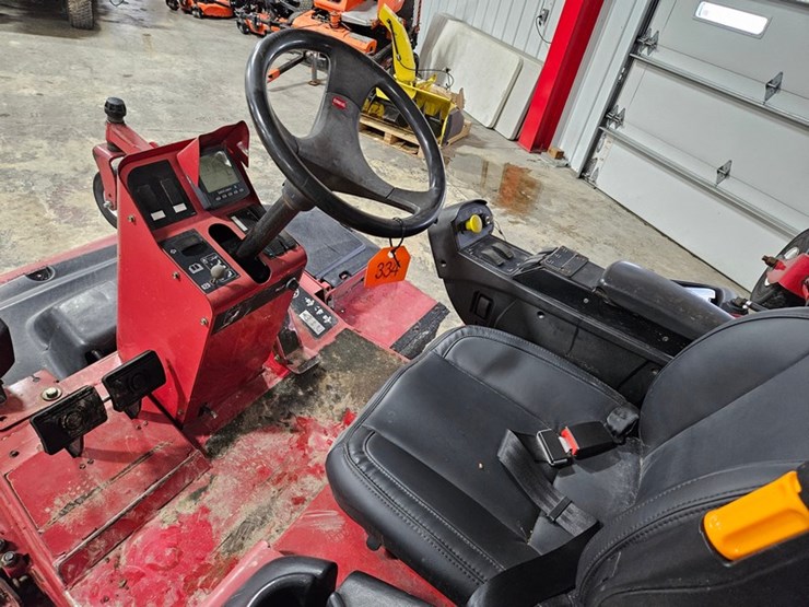 toro-groundsmaster-5900-image-13