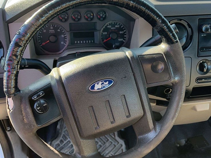 2009-ford-f250-image-16