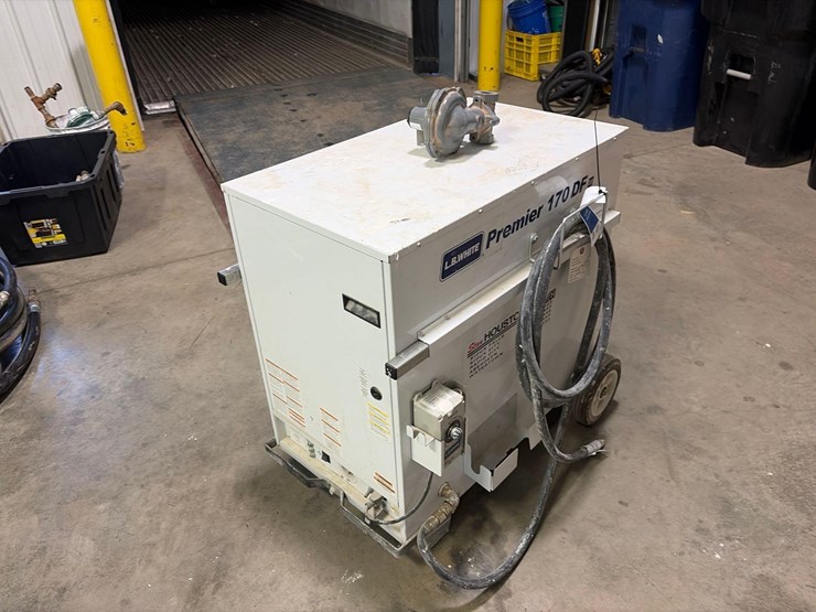 l.b.-white-premier-170-df-portable-heater-image-1