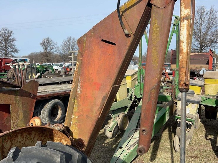 1953-ford-tractor-image-5