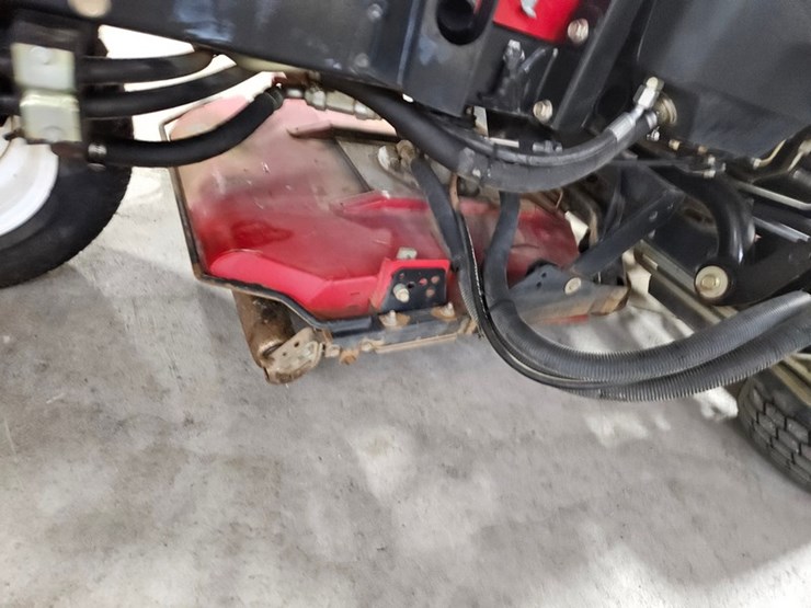 #171-•-2011-toro-3500d-sidewinder-surround-mower-image-11