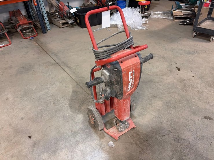 hilti-te-3000-avr-jackhammer-image-2