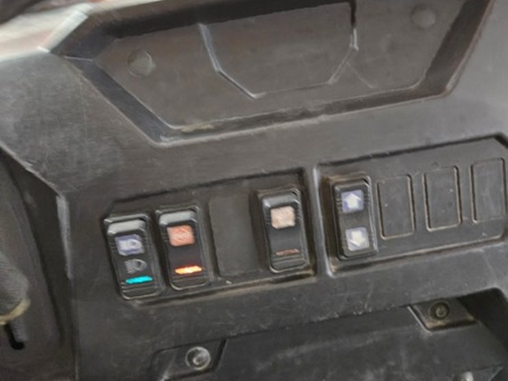 2013-bobcat-3200-image-24