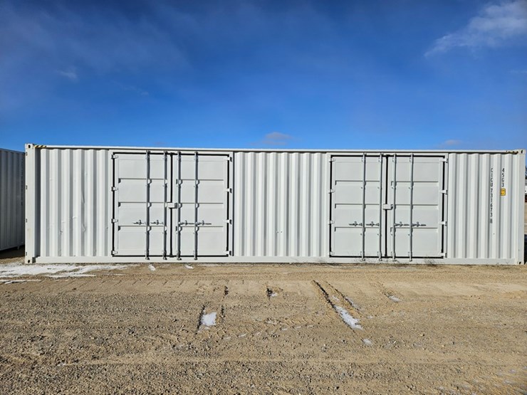 #97-•-40'-one-trip-container-image-2