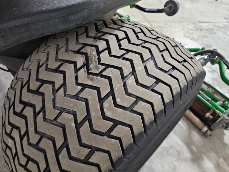 2010-john-deere-8500-image-14