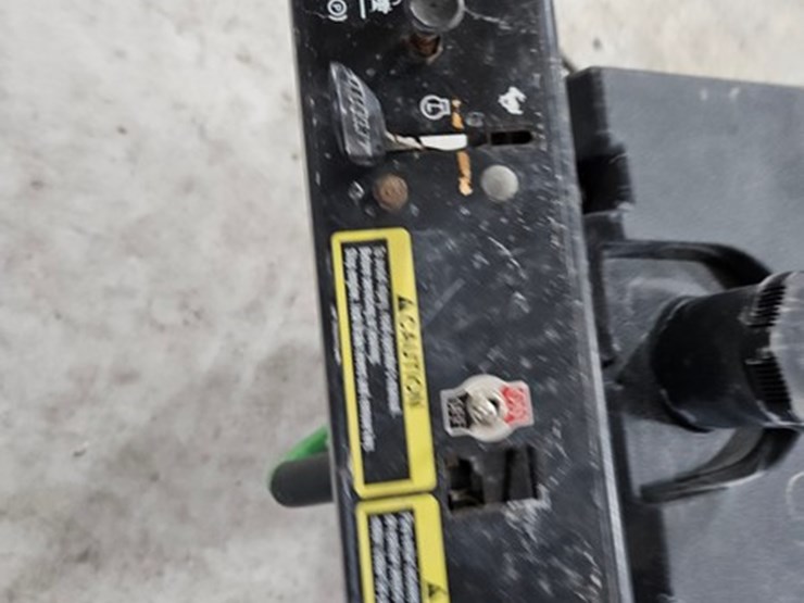 #157-•-john-deere-gs30-walk-behind-mower-image-18