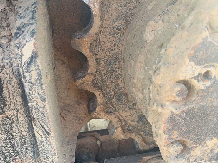 2005-john-deere-135-image-30