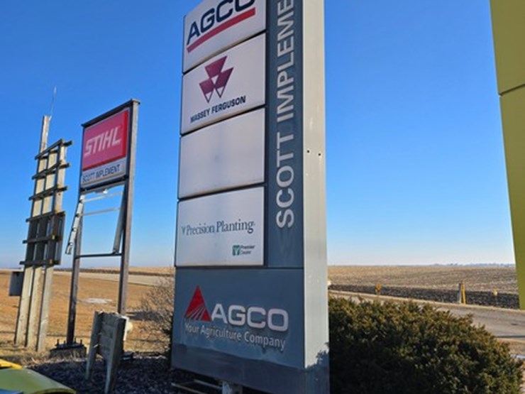 #36-•-agco-scott-implement-dealer-sign-image-3