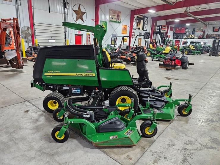 2021-john-deere-1600-turbo-image-6