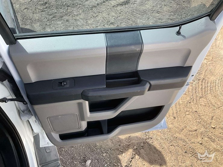 2019-ford-f350-image-24