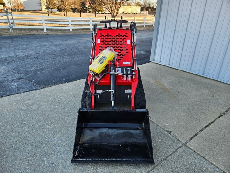 #40-•-2025-agt-ysrt-14-mini-skid-loader-image-8