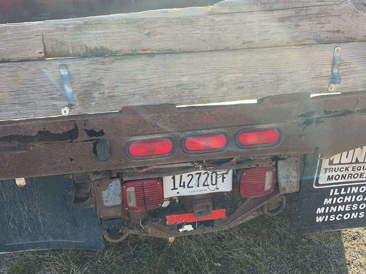 2000-gmc-k3500-image-8