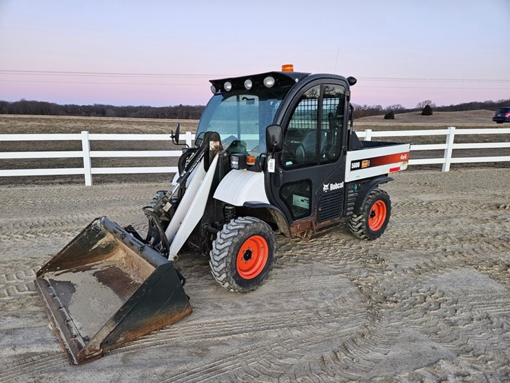 2018-bobcat-toolcat-5600-image-1