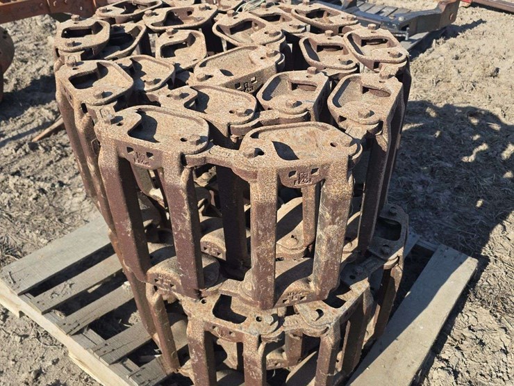 new-holland-l185-image-1