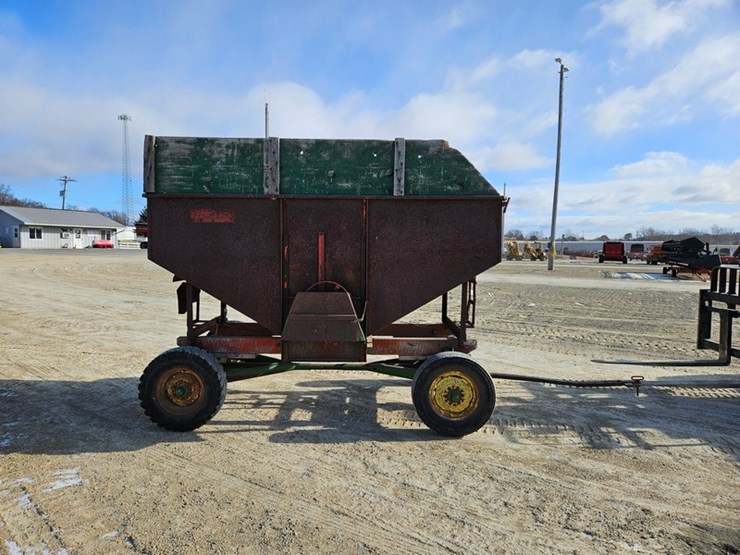 #89-•-gravity-box-&-john-deere-running-gear-image-6