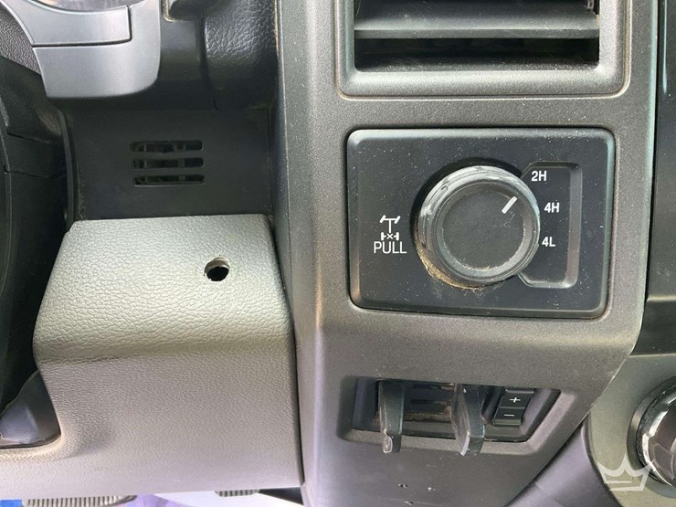 2019-ford-f350-image-18