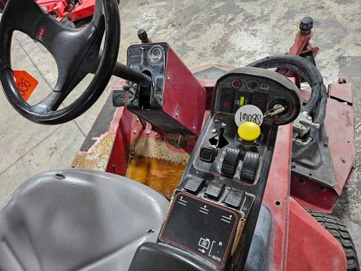 toro-groundsmaster-4000d-image-11