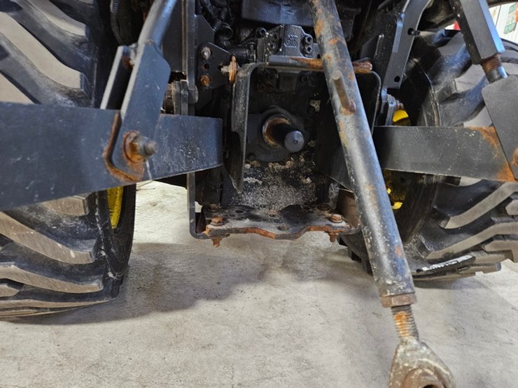 2018-john-deere-1025r-image-12