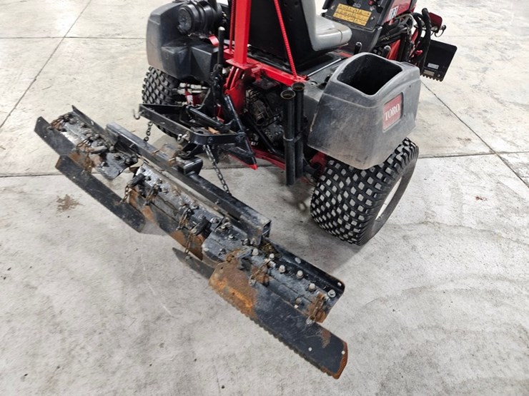 #173-•-2012-toro-5040-sand-pro-bunker-rake-image-12