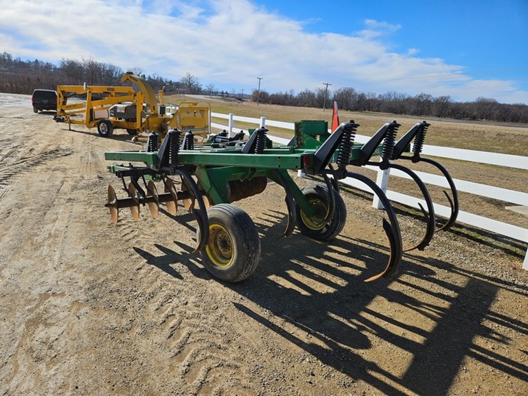 john-deere-714-image-3