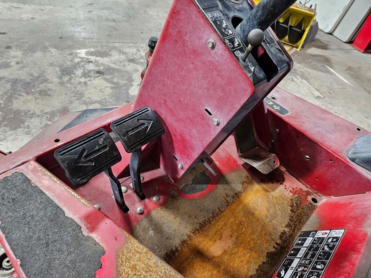 toro-groundsmaster-4000d-image-12