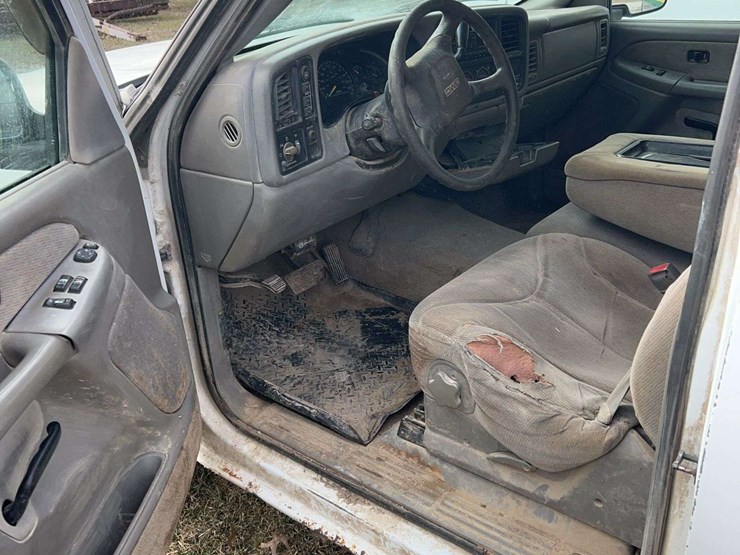 2000-gmc-1500-image-11