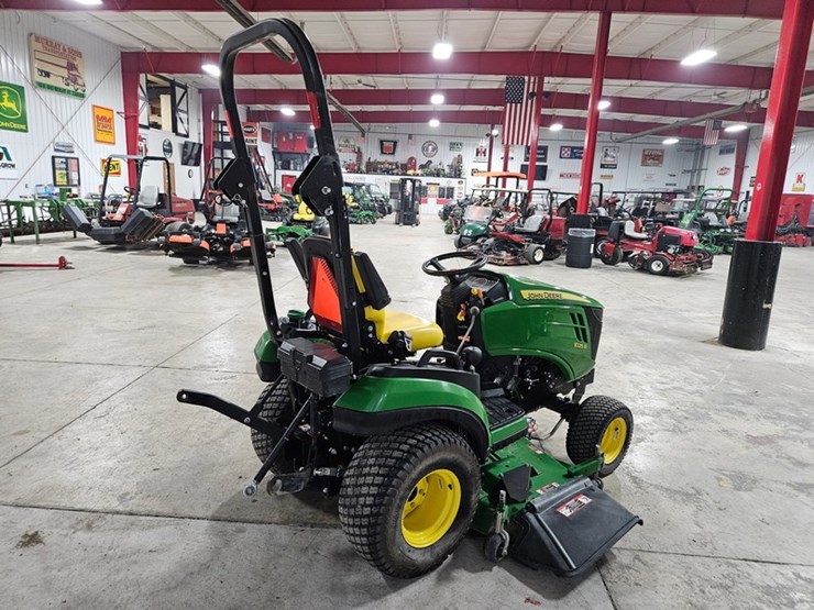 john-deere-1025r-image-5