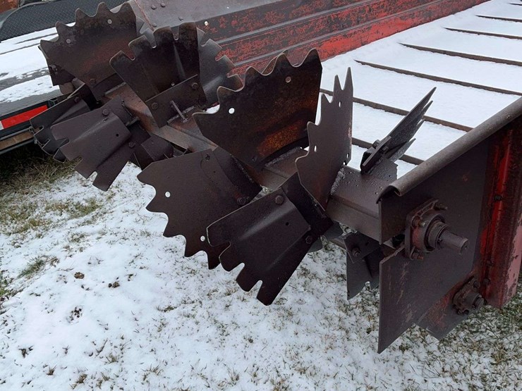 international-550-image-6