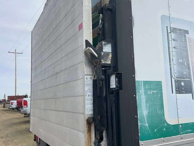 2009-gmc-3500-image-8