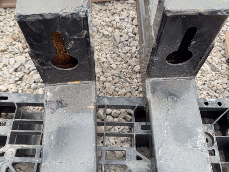 wolverine-clamp-on-forks-image-4