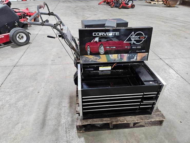 #185-•-snap-on-corvette-40th-anniversary-tool-box-image-6