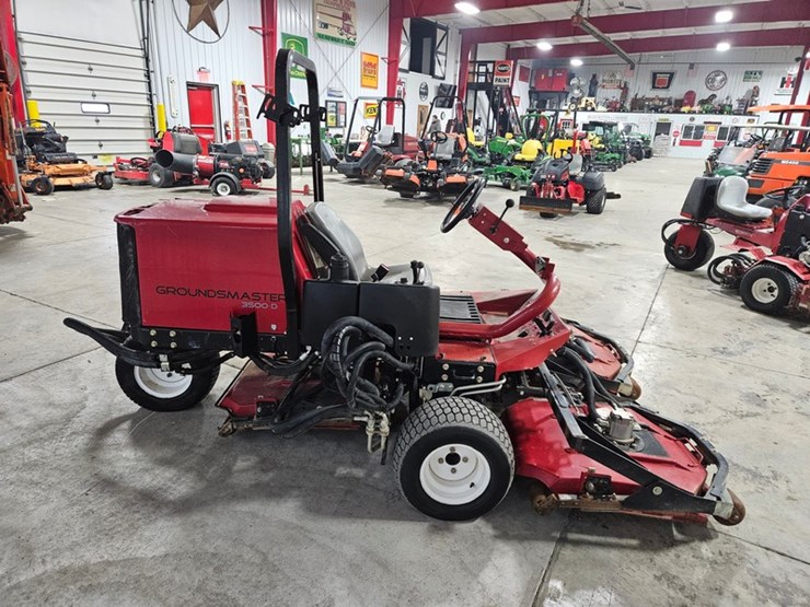 #171-•-2011-toro-3500d-sidewinder-surround-mower-image-6