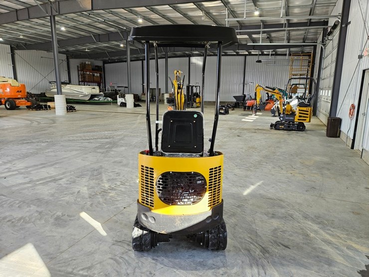 2025-cfg-industry-h12r-image-4