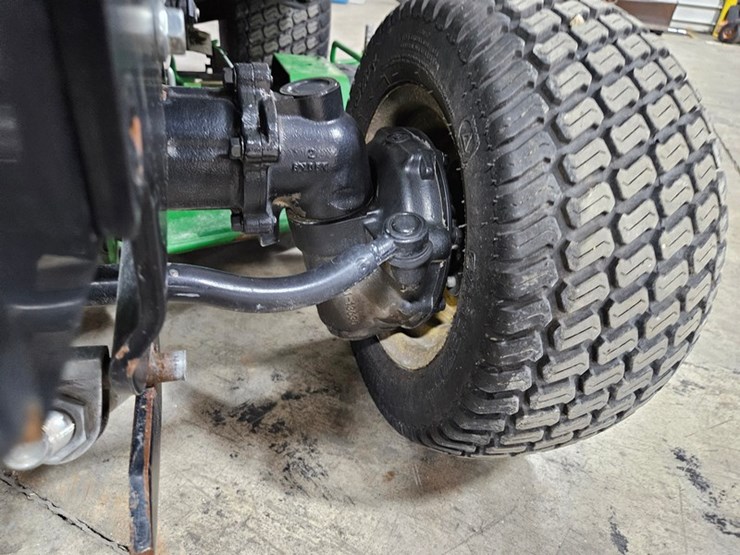 john-deere-1025r-image-30