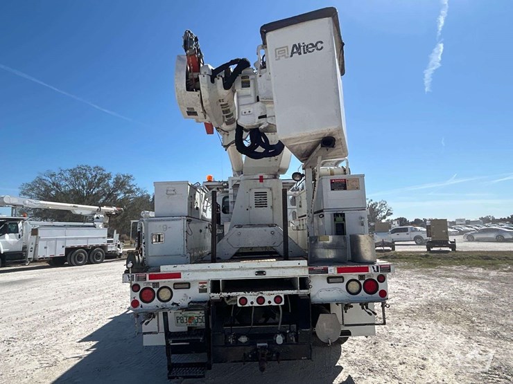 2013-international-workstar-7400-image-35