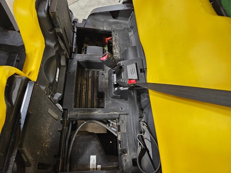 #101-•-2022-john-deere-xuv-590m-utv-image-17