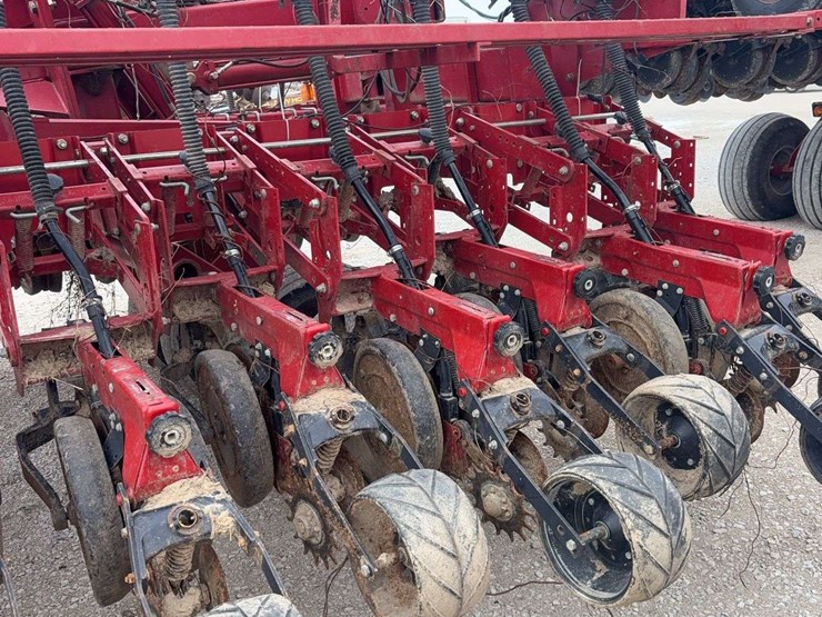 case-ih-5500-image-10