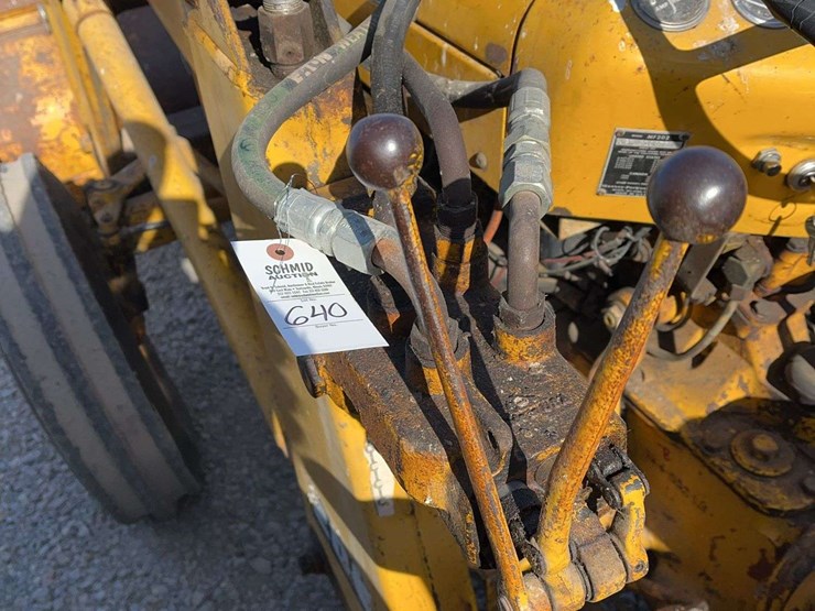 1968-massey-ferguson-200-image-8