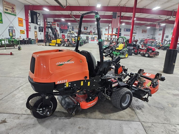 #137-•-jacobsen-ar331-mower-image-40