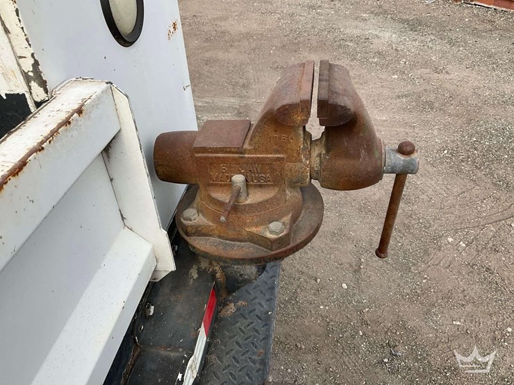 2006-ford-f550-image-52