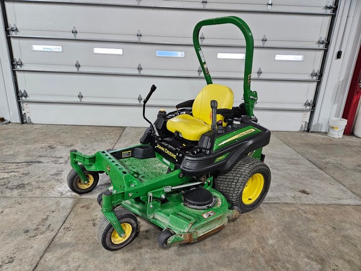 2016-john-deere-z930r-image-1