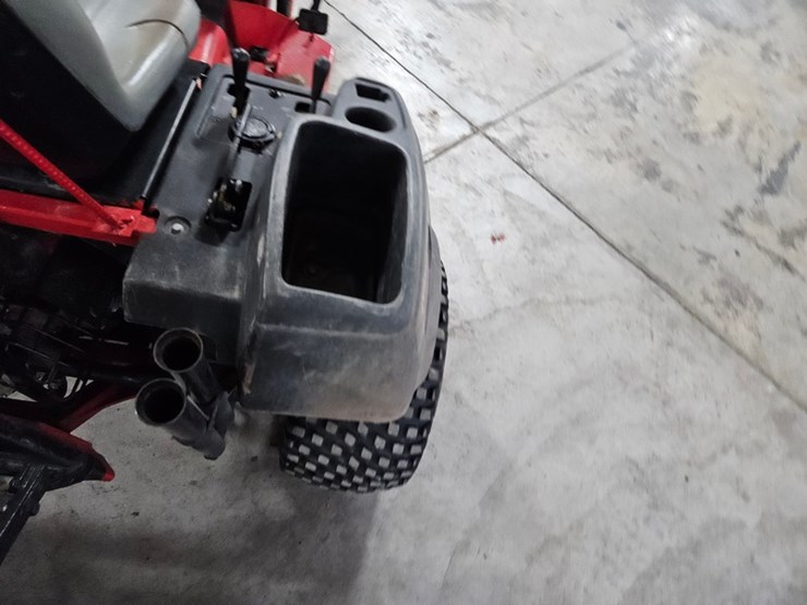 #173-•-2012-toro-5040-sand-pro-bunker-rake-image-18