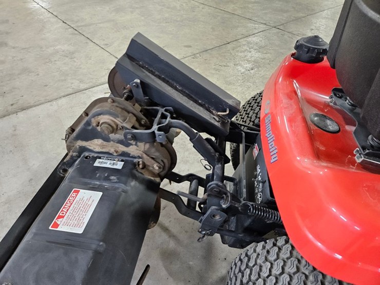 #124-•-simplicity-conquest-lawn-tractor-image-16