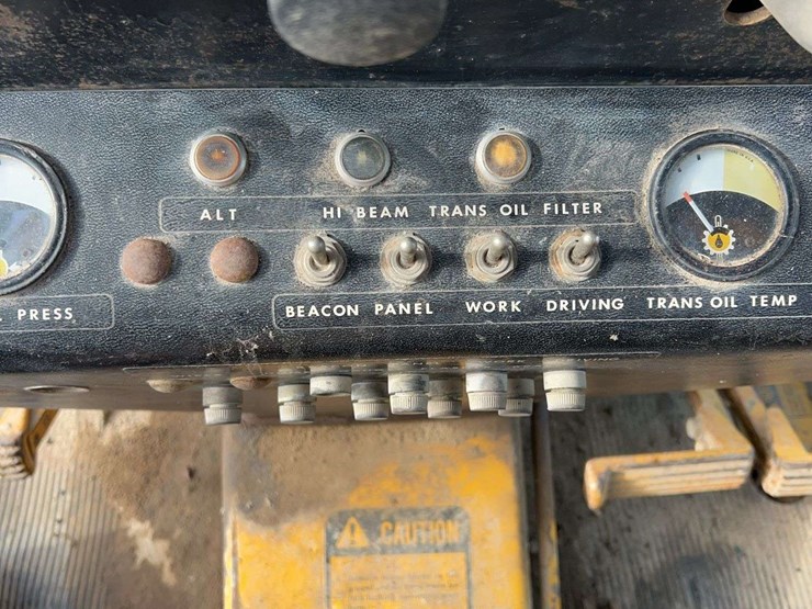 john-deere-570-image-26