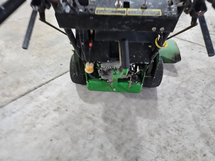 #157-•-john-deere-gs30-walk-behind-mower-image-5